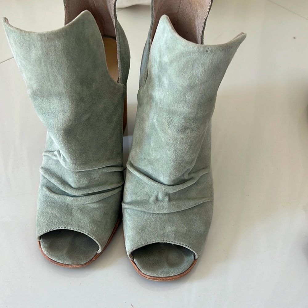 Kristin cavallari Chinese Laundry shoes